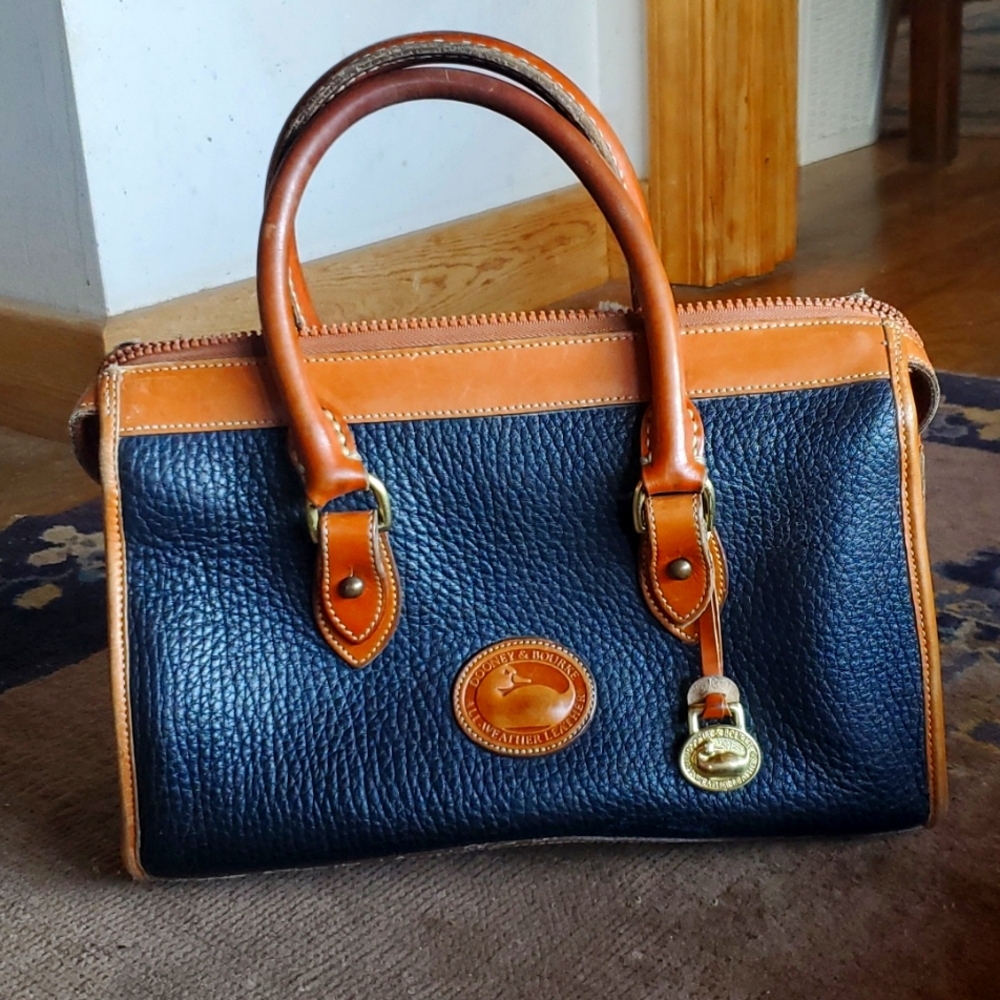 Dooney & Bourke Purse